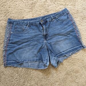 Terra & Sky Embroidered Jean Shorts, size 20W